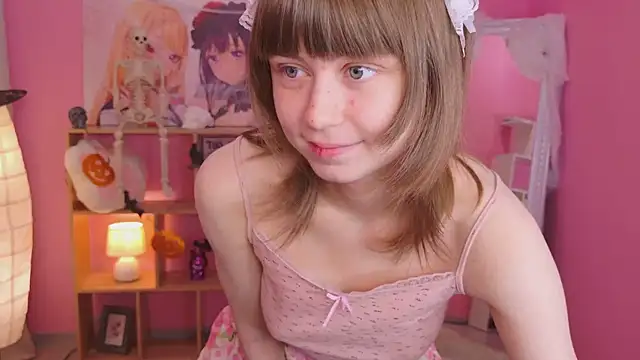 Katie ktk online show from 10-23-25, 01:54