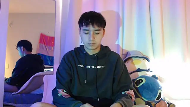 Snapshot of Noah_Blaze chatting on 10-08-25, 08:50 Noah Blaze online show from 10-08-25, 08:50