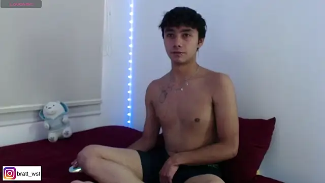 Snapshot of Noah_Blaze chatting on 12-13-25, 09:42 Noah Blaze online show from 12-13-25, 09:42