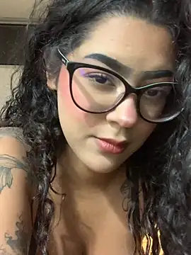 Snapshot of caritobeachdh chatting on 10-03-25, 05:15 caritobeachdh online show from 10-03-25, 05:15