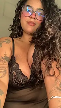 Snapshot of caritobeachdh chatting on 10-15-25, 09:31 caritobeachdh online show from 10-15-25, 09:31