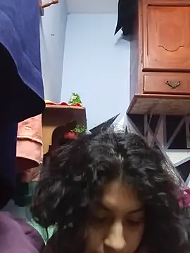 Syndel23 online show from 09-11-25, 03:17