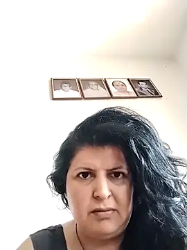 Snapshot of Jann_Riya333 chatting on 10-29-25, 04:04 Jann Riya333 online show from 10-29-25, 04:04