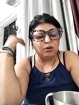 Snapshot of Jann_Riya333 chatting on 05-10-26, 06:40 Jann Riya333 online show from 05-10-26, 06:40