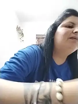 Snapshot of Jann_Riya333 chatting on 06-17-26, 11:23 Jann Riya333 online show from 06-17-26, 11:23