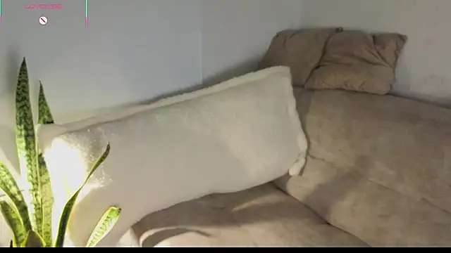 NicoleLeinn online show from 11-21-25, 11:14