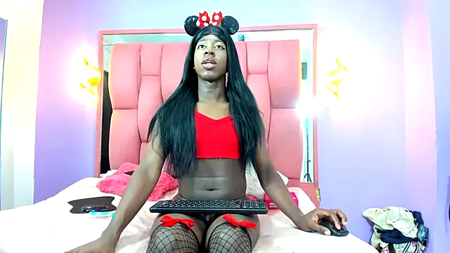 Snapshot of VICTORIAOBEY chatting on 10-22-25, 03:51 VICTORIAOBEY online show from 10-22-25, 03:51