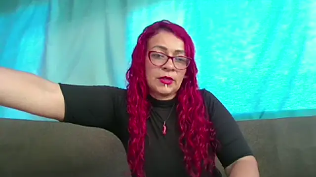 Snapshot of Miss_Mirandaa chatting on 06-09-26, 09:04 Miss Mirandaa online show from 06-09-26, 09:04