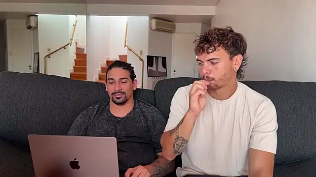 Snapshot of lenruy chatting on 02-04-26, 06:47 lenruy online show from 02-04-26, 06:47