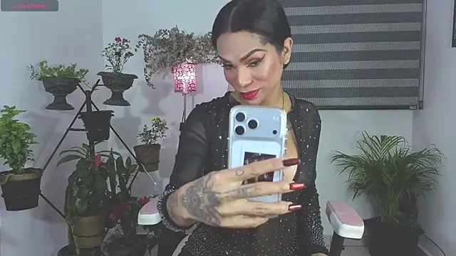 isabella pearl  online show from 06-11-26, 03:59