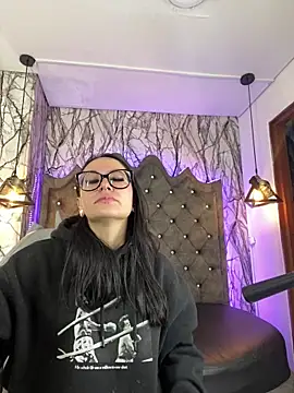 Zami Escobar of online show from 12-17-25, 05:52