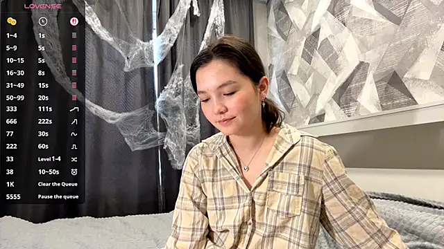 KiraVelvet online show from 11-03-25, 08:48