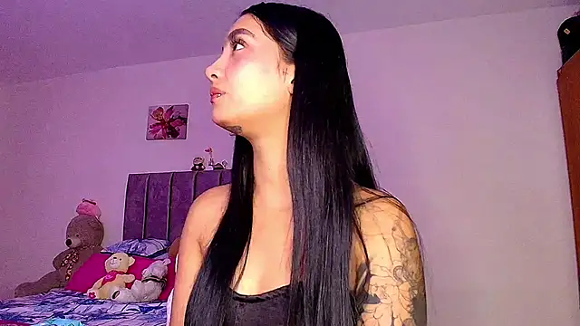 mia yireth online show from 04-01-26, 01:39