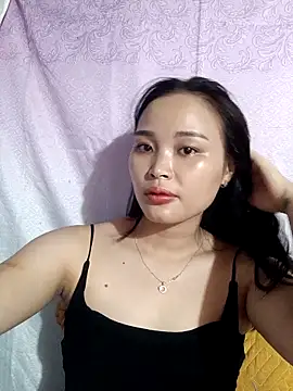 Lili lovely online show from 09-29-25, 01:44