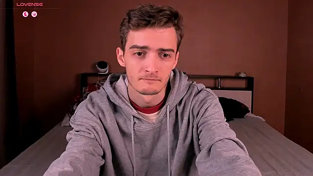 spider    man online show from 09-29-25, 04:34