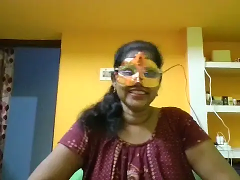Snapshot of kavya1 chatting on 09-22-25, 12:40 kavya1 online show from 09-22-25, 12:40