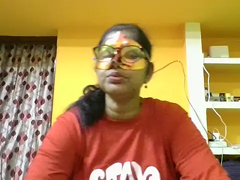 Snapshot of kavya1 chatting on 09-24-25, 01:36 kavya1 online show from 09-24-25, 01:36