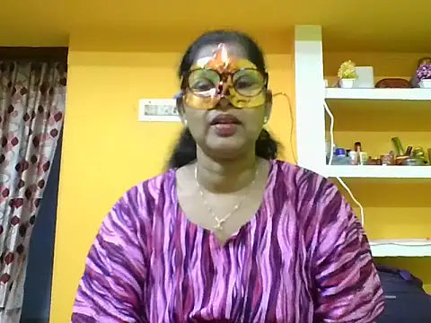 Snapshot of kavya1 chatting on 10-10-25, 02:49 kavya1 online show from 10-10-25, 02:49