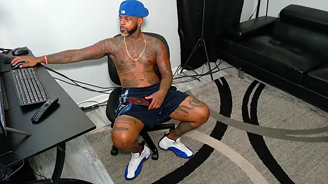 SLANGONDEMHOES online show from 10-23-25, 05:12