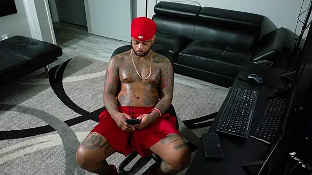 SLANGONDEMHOES online show from 12-03-25, 02:37