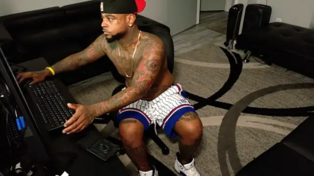 SLANGONDEMHOES online show from 02-27-26, 07:03