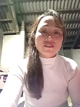 Snapshot of Fienjr chatting on 11-07-25, 01:33 Fienjr online show from 11-07-25, 01:33