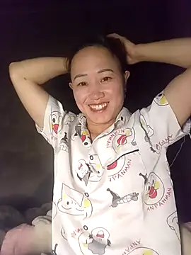 Snapshot of Fienjr chatting on 11-14-25, 02:05 Fienjr online show from 11-14-25, 02:05