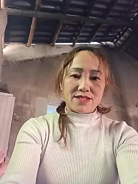 Snapshot of Fienjr chatting on 11-27-25, 03:41 Fienjr online show from 11-27-25, 03:41