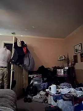 mresquared online show from 04-06-26, 03:02