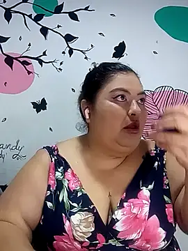 curvy diva  online show from 10-03-25, 11:29