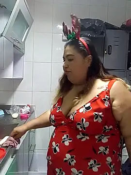 curvy diva  online show from 12-22-25, 10:56