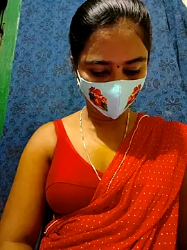 Snapshot of mini-queen chatting on 09-21-25, 09:44 mini-queen online show from 09-21-25, 09:44