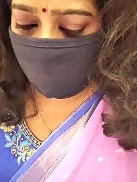 Snapshot of saritha29 chatting on 10-08-25, 05:21 saritha29 online show from 10-08-25, 05:21