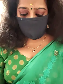 Snapshot of saritha29 chatting on 10-09-25, 05:00 saritha29 online show from 10-09-25, 05:00