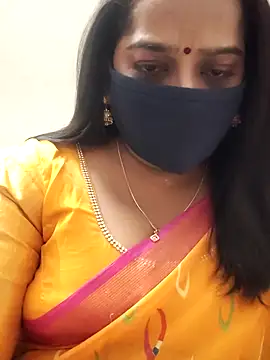 Snapshot of saritha29 chatting on 11-13-25, 05:01 saritha29 online show from 11-13-25, 05:01