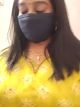 Snapshot of saritha29 chatting on 11-25-25, 05:24 saritha29 online show from 11-25-25, 05:24