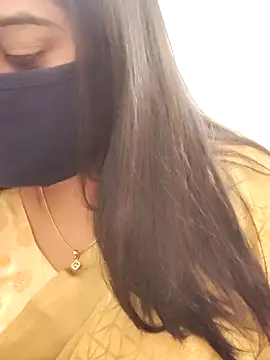 Snapshot of saritha29 chatting on 12-14-25, 05:07 saritha29 online show from 12-14-25, 05:07