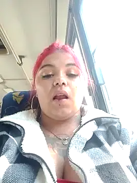 snow belle online show from 02-15-26, 01:20