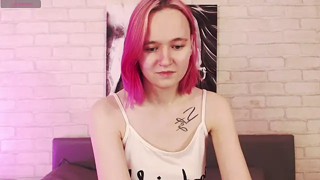 Snapshot of Ericha_Stone chatting on 10-07-25, 08:11 Ericha Stone online show from 10-07-25, 08:11