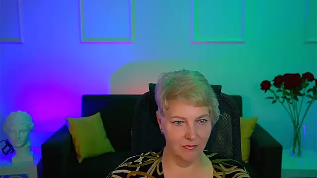 MaryMogan online show from 10-06-25, 08:23