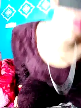 Pahadi couple online show from 11-13-25, 05:39