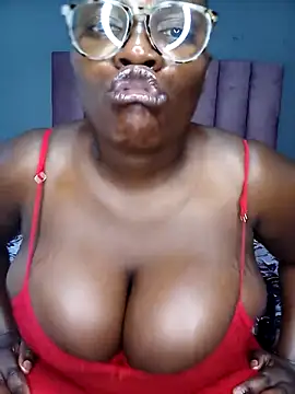 Snapshot of TheSpiceyQueen chatting on 11-22-25, 06:45 TheSpiceyQueen online show from 11-22-25, 06:45