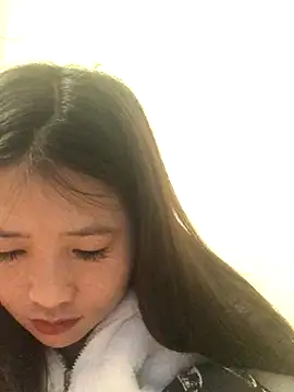 Snapshot of LiLy-0477 chatting on 09-28-25, 02:11 LiLy-0477 online show from 09-28-25, 02:11