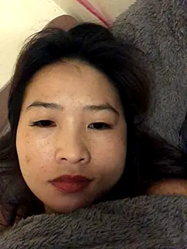 Snapshot of LiLy-0477 chatting on 10-06-25, 08:28 LiLy-0477 online show from 10-06-25, 08:28