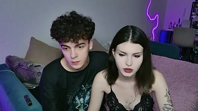 Alice18James online show from 10-10-25, 05:12