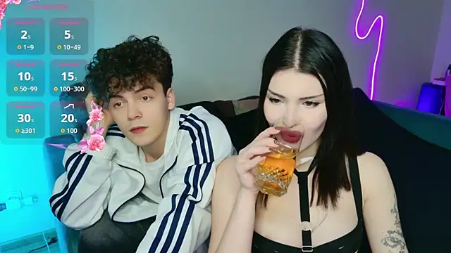 Alice18James online show from 11-15-25, 04:58