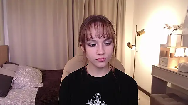 Snapshot of Jamie_Chung chatting on 11-25-25, 05:07 Jamie Chung online show from 11-25-25, 05:07