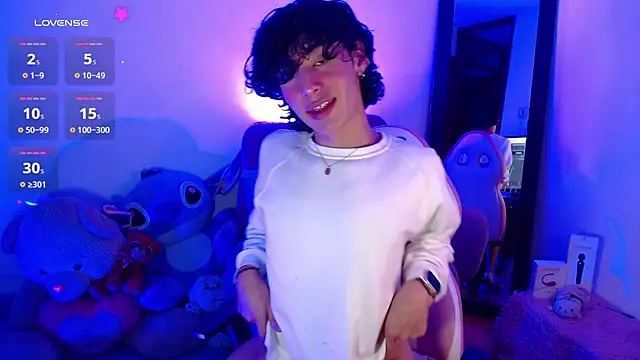 Snapshot of saanti_foxs chatting on 09-23-25, 03:20 saanti foxs online show from 09-23-25, 03:20