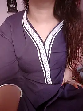 Snapshot of Dimple_sexxy chatting on 10-16-25, 11:00 Dimple sexxy online show from 10-16-25, 11:00