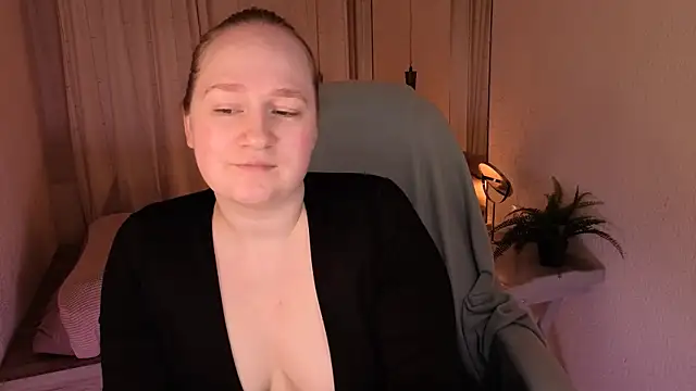 Kitty Rest  online show from 05-20-26, 01:17
